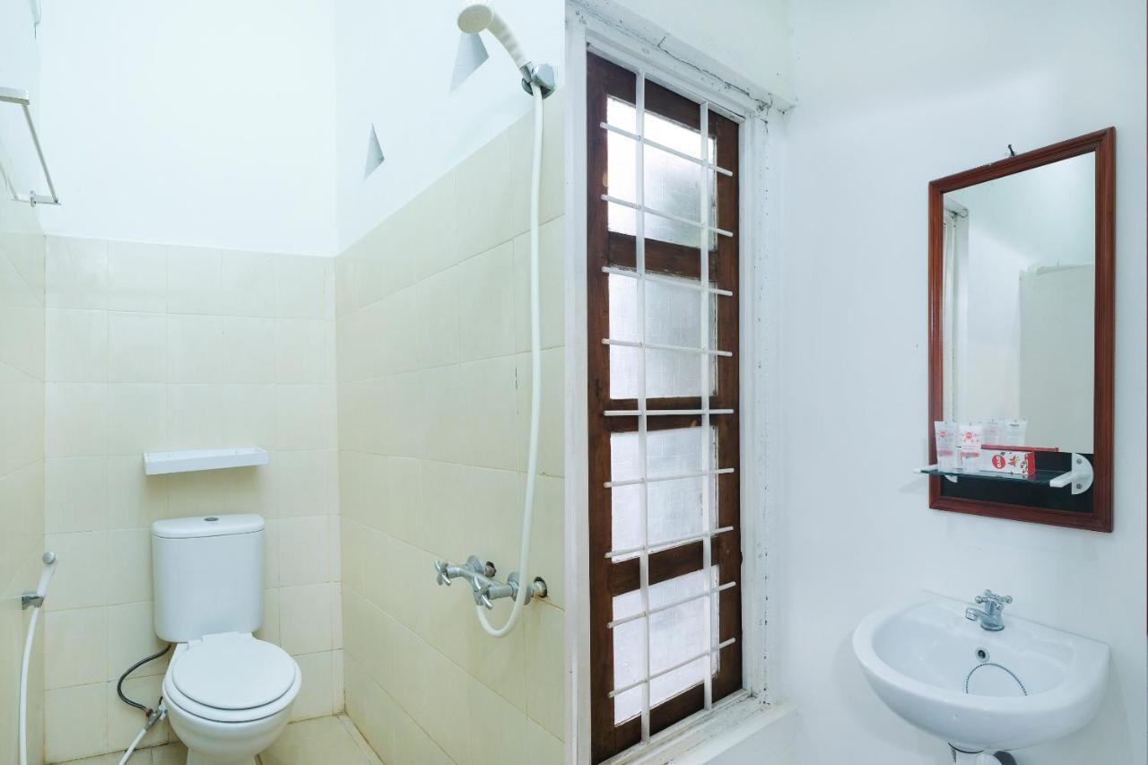 Отель Oyo 287 Rumah Eyang Near Rsud Kota Джокьякарта Экстерьер фото