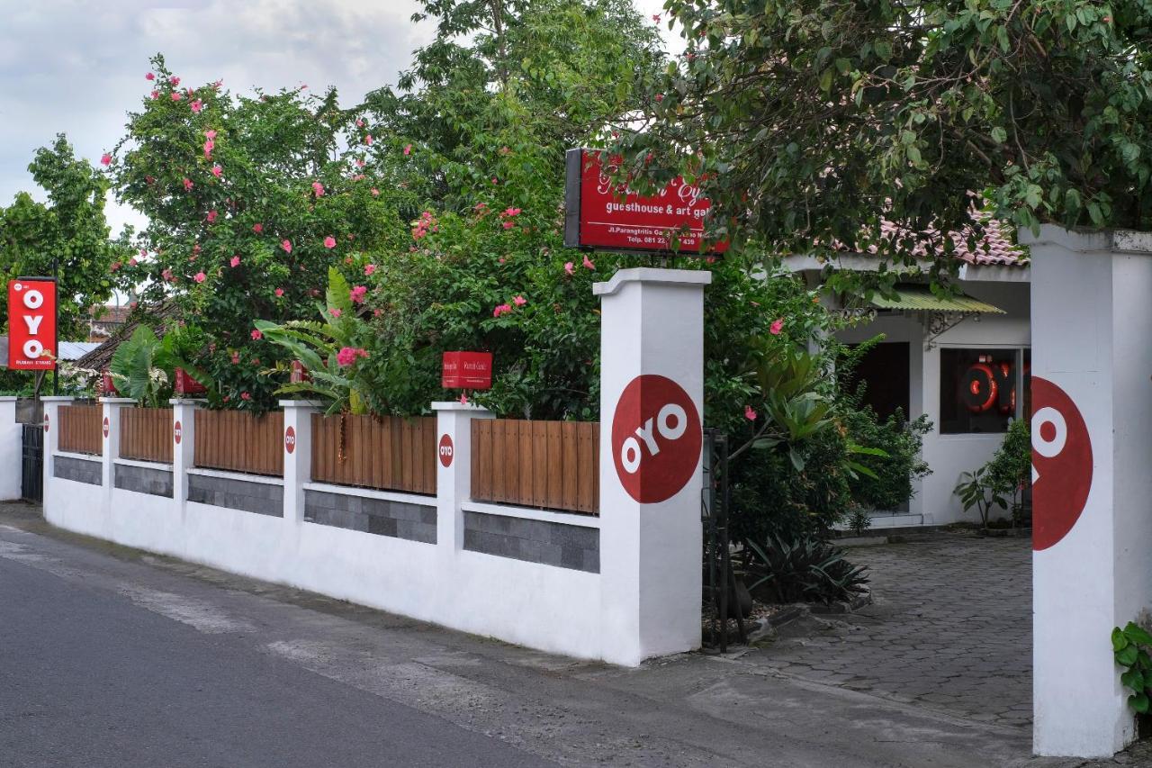 Отель Oyo 287 Rumah Eyang Near Rsud Kota Джокьякарта Экстерьер фото